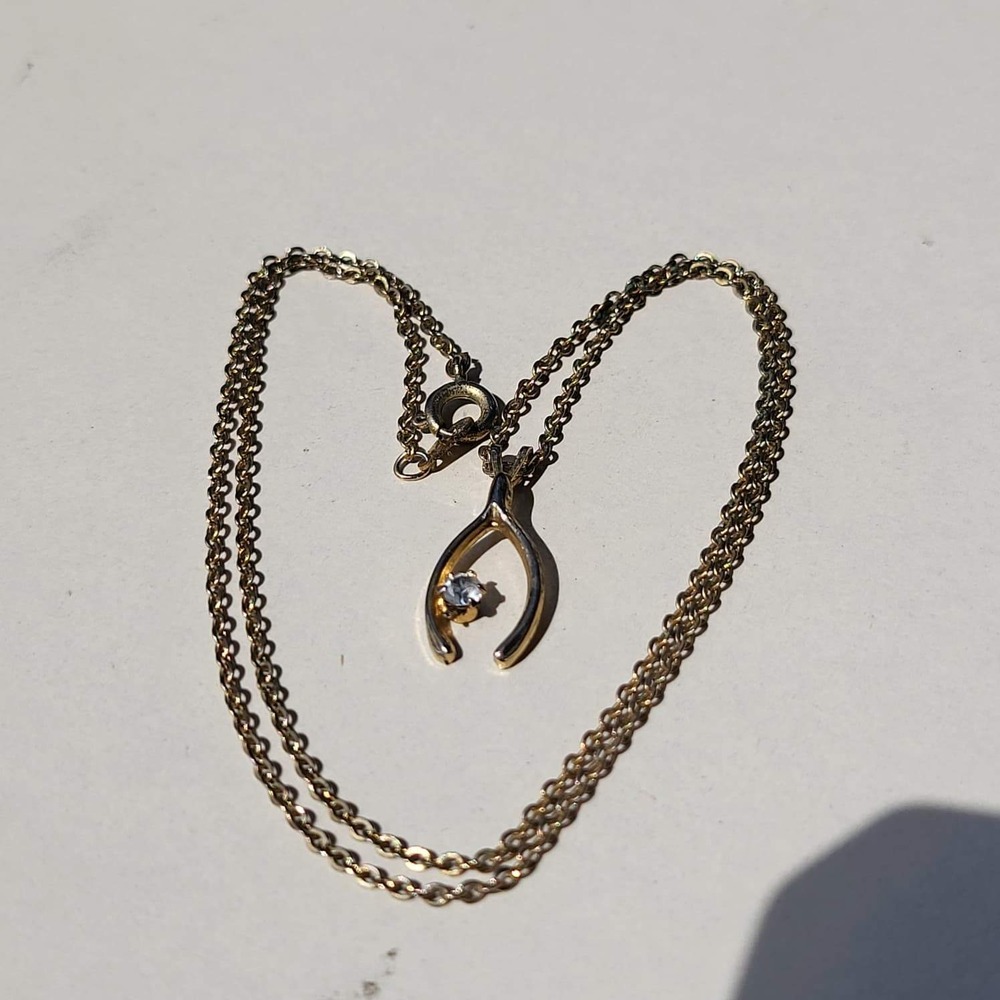 Vintage Gold Tone Metal Wishbone Pendant Clear Stone Accent Necklace - Picture 6 of 7